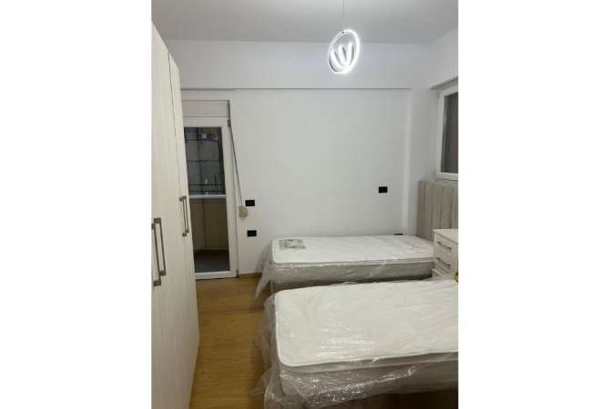Shtepi me qera Apartament ne Tirane, 2+1, Mobilimi E mobiluar, Pagesa 65,000  Leke.