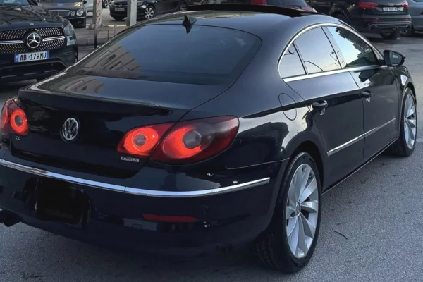 Makina ne shitje ne Fier - 5,390 Euro