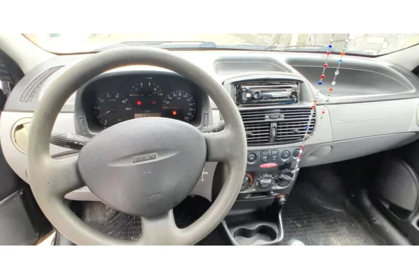 Makina ne shitje ne Tirane - 1,500 Euro