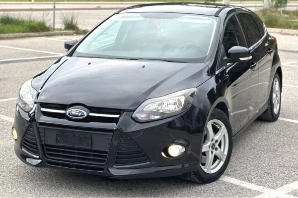 Makina ne shitje ne Tirane - 4,200 Euro