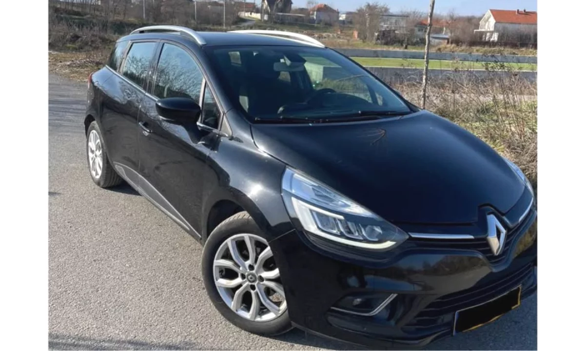 Makina ne shitje ne Prishtine, Renault, 2017 Diesel,Kambio Automatik Pagesa 5,500  Euro.