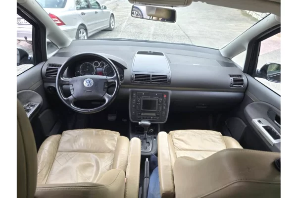 Cars for sale in Tirana - 3,300 Euro