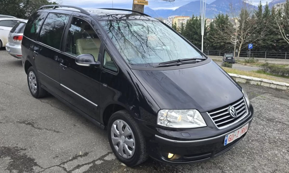 Cars for sale in Tirana, Volkswagen, 2007 Benzine,Kambio Manual Payment 3,300  Euro.