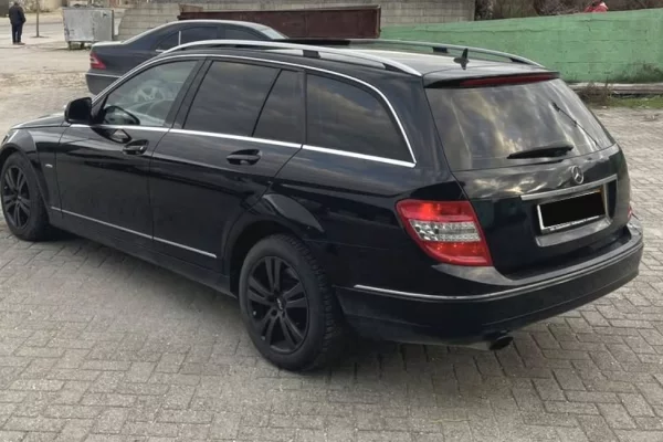 Cars for sale in Tirana - 4,400 Euro