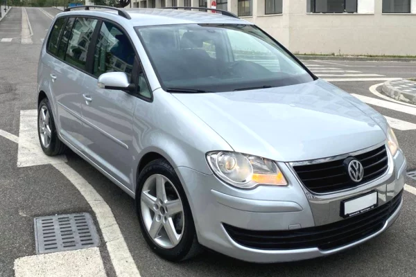 Cars for sale in Tirana - 4,800 Euro