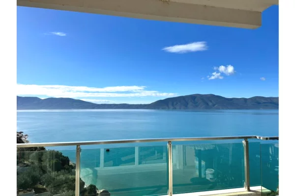 Shtepi me qera 2+1 ne Vlore - 700 Euro