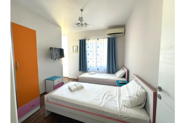 Shtepi me qera Apartament ne Vlore, 2+1, Mobilimi E mobiluar, Pagesa 700  Euro.