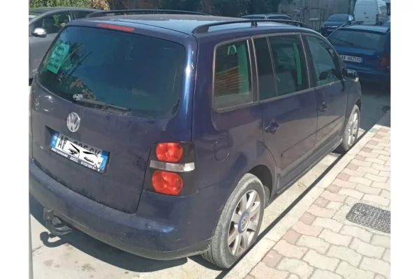 Cars for sale in Tirana - 3,900 Euro