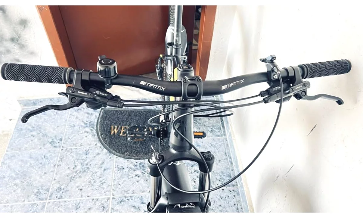 Shitet: Morrison Mattix 29 Inch