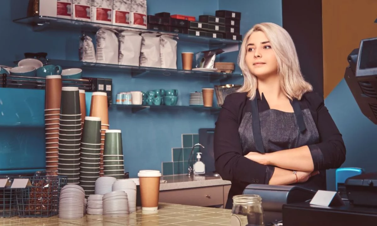 Njoftime Pune ne Tirane, Profesioni Banakiere , Fillestar/Pak eksperience, Pagesa 50,000  Leke.