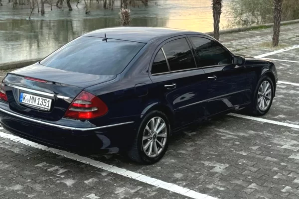 Makina ne shitje ne Tirane - 4,900 Euro