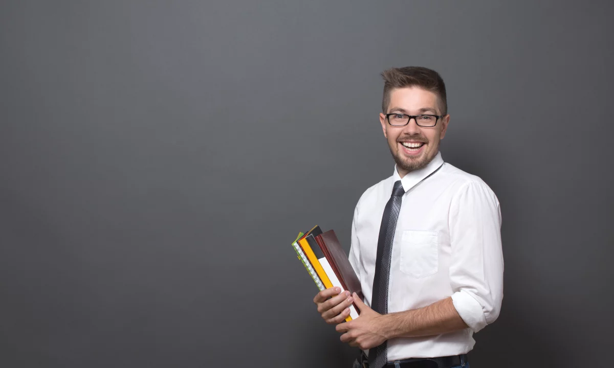 Job Offers in Gjirokastra, Profession Mësues i teorisë dhe praktikës profesionale , With experience, Payment By Agreement.