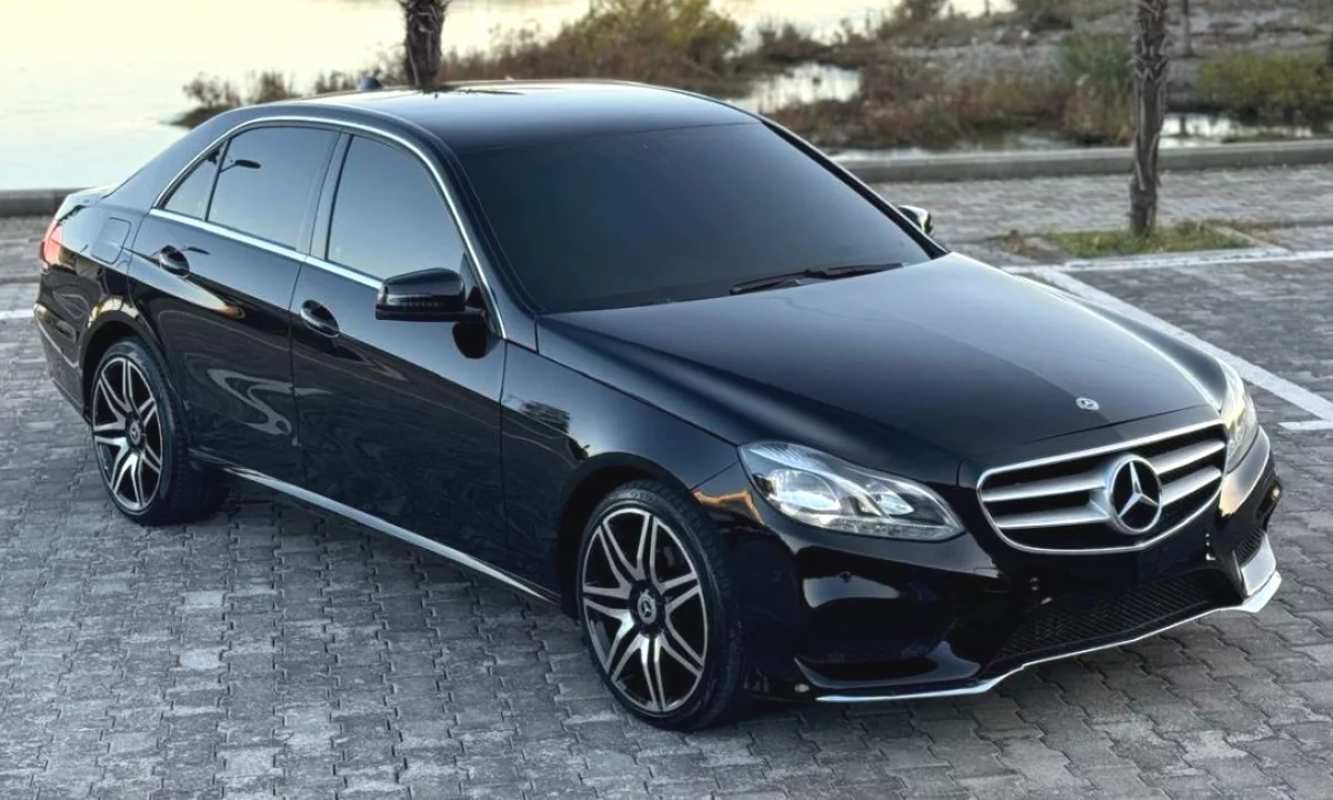 Cars for sale in Tirana, Mercedes-Benz, 2015 Diesel,Kambio Automatik Payment 12,500  Euro.