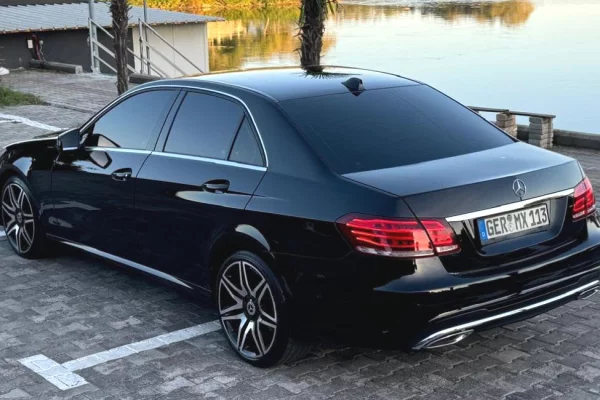 Makina ne shitje ne Tirane - 12,500 Euro