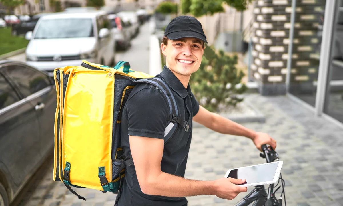 Job Offers in Tirana, Profession Motorrist , Beginner/Little experience, Payment 55,000  Leke.