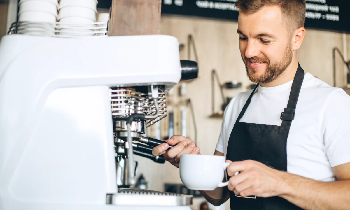 Job Offers in Tirana, Profession Banakier/e , With experience, Payment By Agreement.