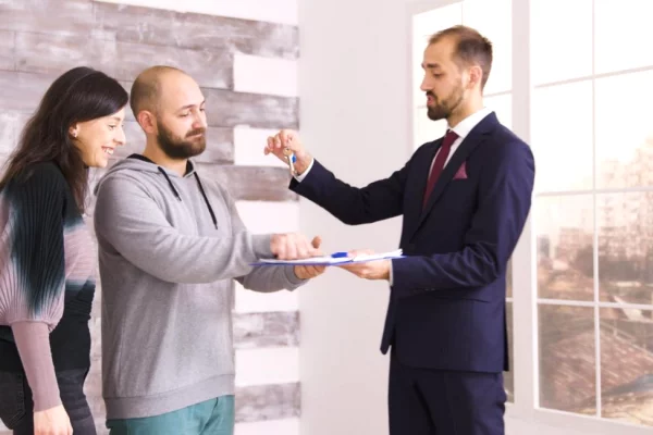 Njoftime Pune per Konsulent Imobiliar ne Tirane