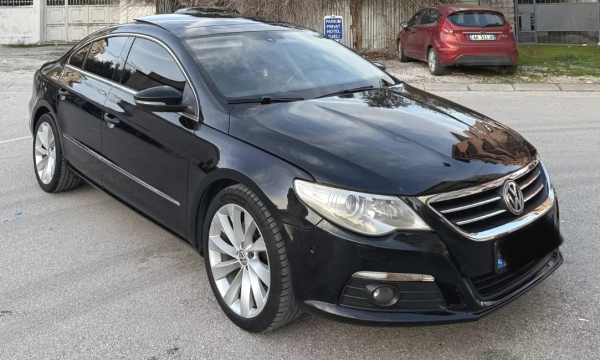 Auto in Vendita a Tirana, Volkswagen, 2010 Diesel,Kambio Automatik Pagamento 5,200  Euro.