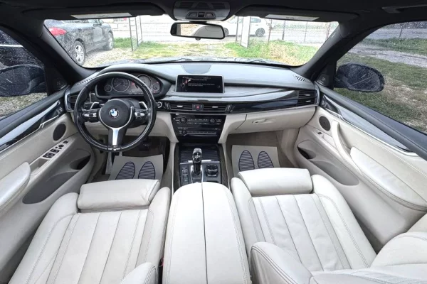 Makina ne shitje ne Tirane - 20,000 Euro