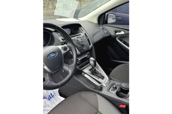 Makina ne shitje ne Tirane - 5,900 Euro