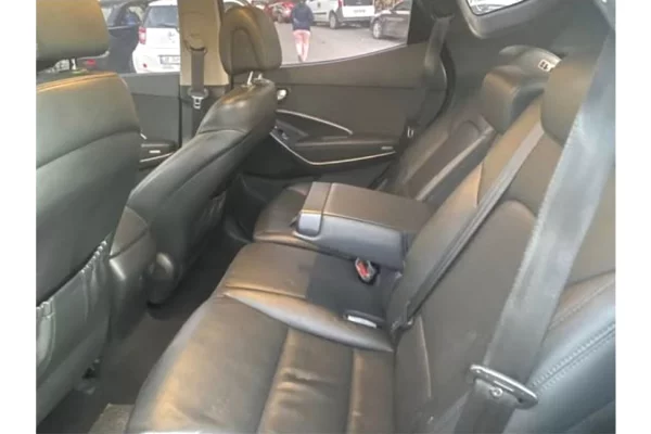 Makina ne shitje ne Tirane - 8,700 Euro