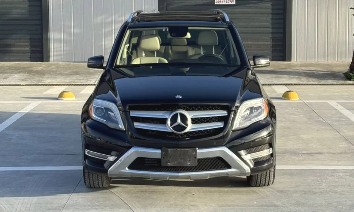Cars for sale in Tirana, Mercedes-Benz, 2015 Diesel,Kambio Automatik Payment 12,800  Euro.