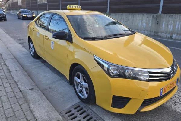 Makina ne shitje ne Tirane - 6,500 Euro