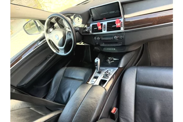 Makina ne shitje ne Tirane - 12,000 Euro