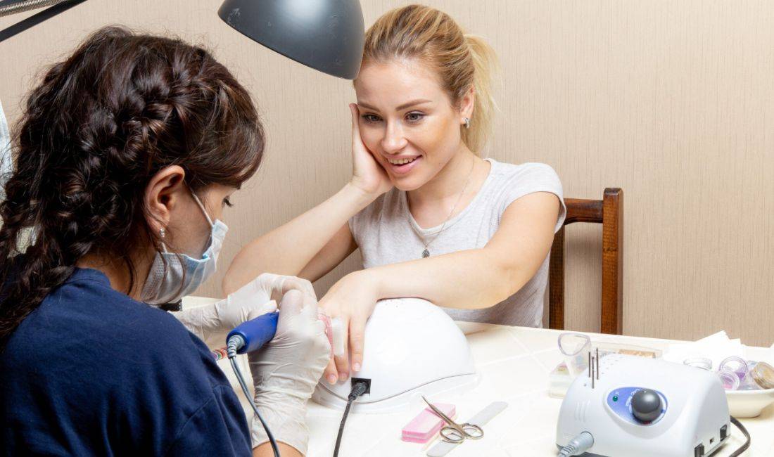 Njoftime Pune ne Tirane, Profesioni Estetiste Thonjsh , Fillestar/Pak eksperience, Pagesa Me Marreveshje.