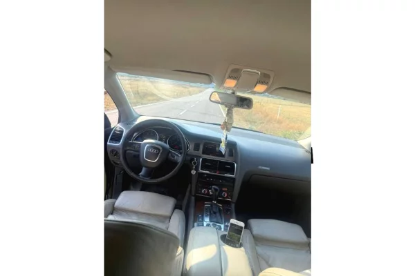 Makina ne shitje ne Tirane - 5,500 Euro