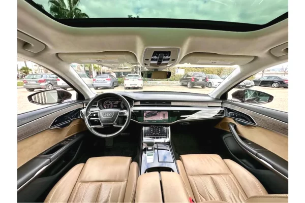 Makina ne shitje ne Tirane - 35,000 Euro