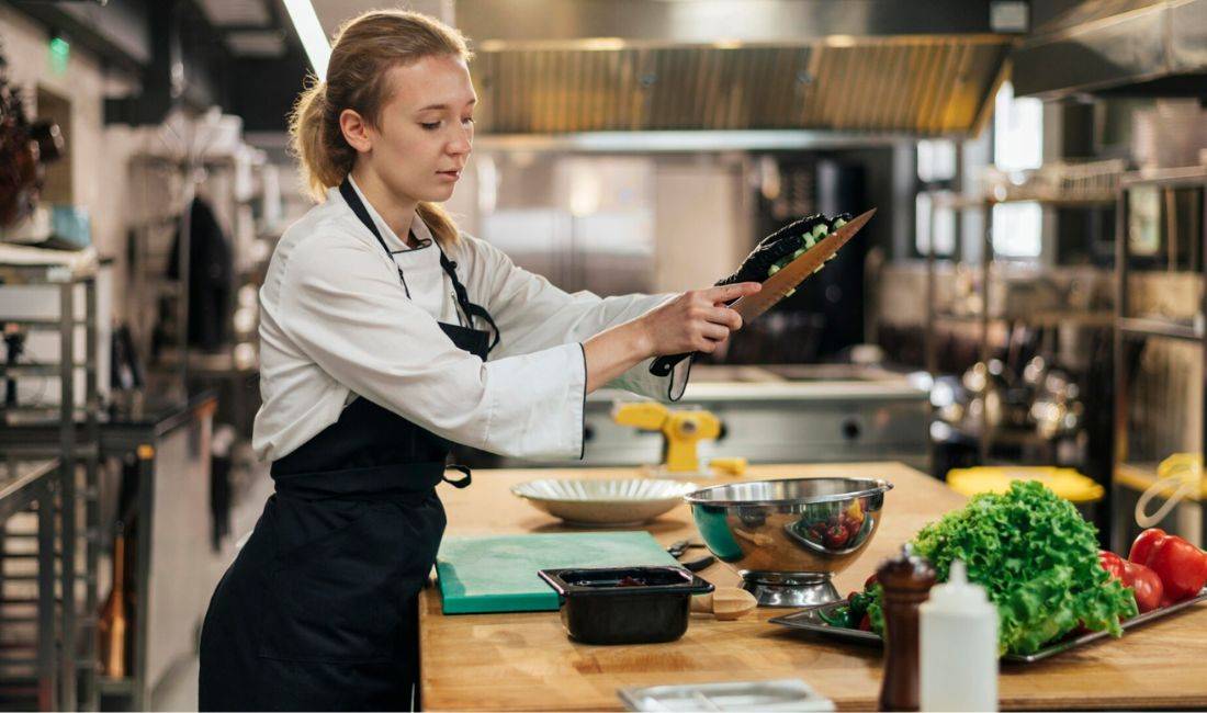 Offerte di lavoro a Valona, Profession Sanitare/Kuzhiniere , Principiante/Poca esperienza, Pagamento Trattabile.