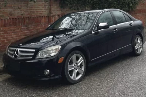 Makina ne shitje ne Tirane - 5,500 Euro