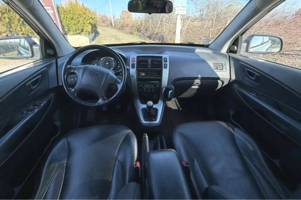 Makina ne shitje ne Tirane - 4,500 Euro