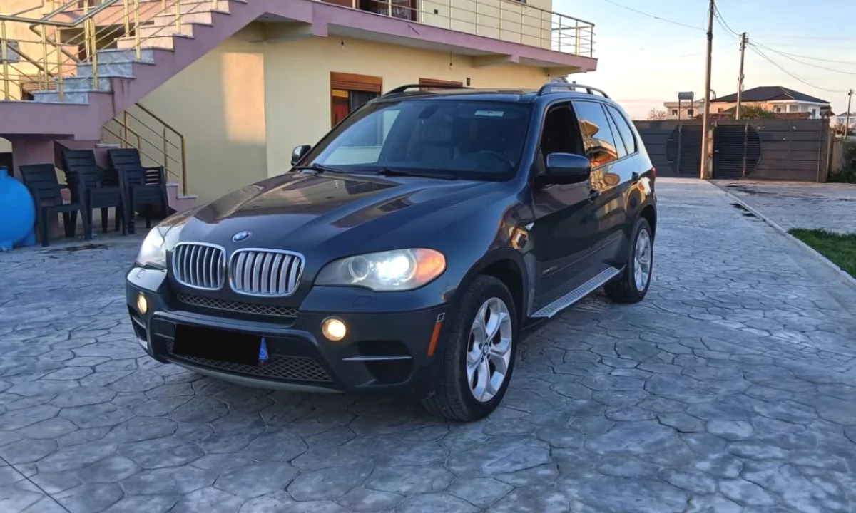 Cars for sale in Durres, BMW, 2012 Diesel,Kambio Automatik Payment 8,999  Euro.