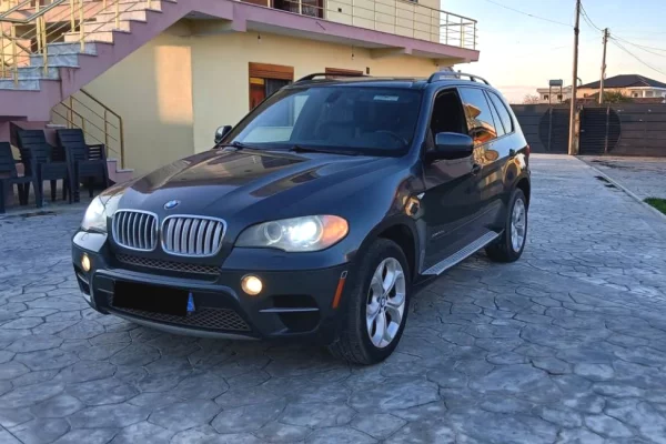 Makina ne shitje ne Durres - 8,999 Euro