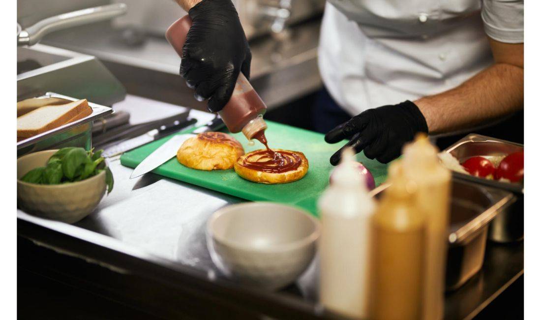 Job Offers in Tirana, Profession Ndihmës Kuzhinier , Beginner/Little experience, Payment By Agreement.