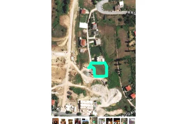 Truall ose Toke ne Tirane - 300,000 Euro