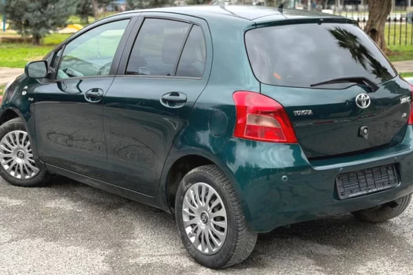 Makina ne shitje ne Tirane - 4,500 Euro