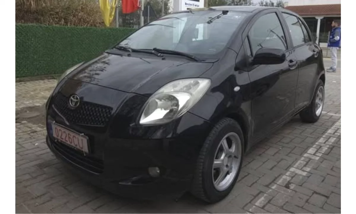 Makina ne shitje ne Tirane, Toyota, 2007 Diesel,Kambio Automatik Pagesa 4,200  Euro.