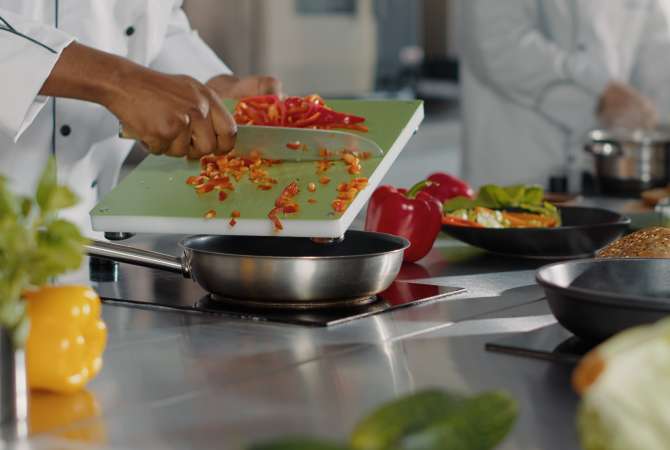 Job Offers for Cook in Himara