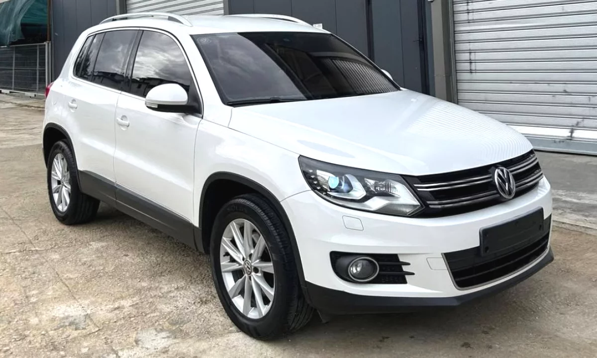 Makina ne shitje ne Tirane, Volkswagen, 2012 Diesel,Kambio Automatik Pagesa 8,500  Euro.