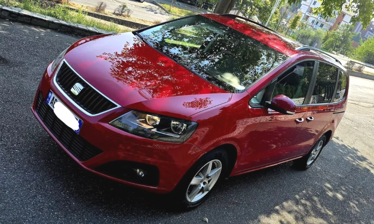 Cars for sale in Tirana, Seat, 2012 Benzine,Kambio Manual Payment 5,500  Euro.