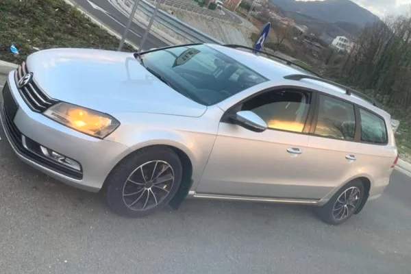 Cars for sale in Tirana - 5,700 Euro