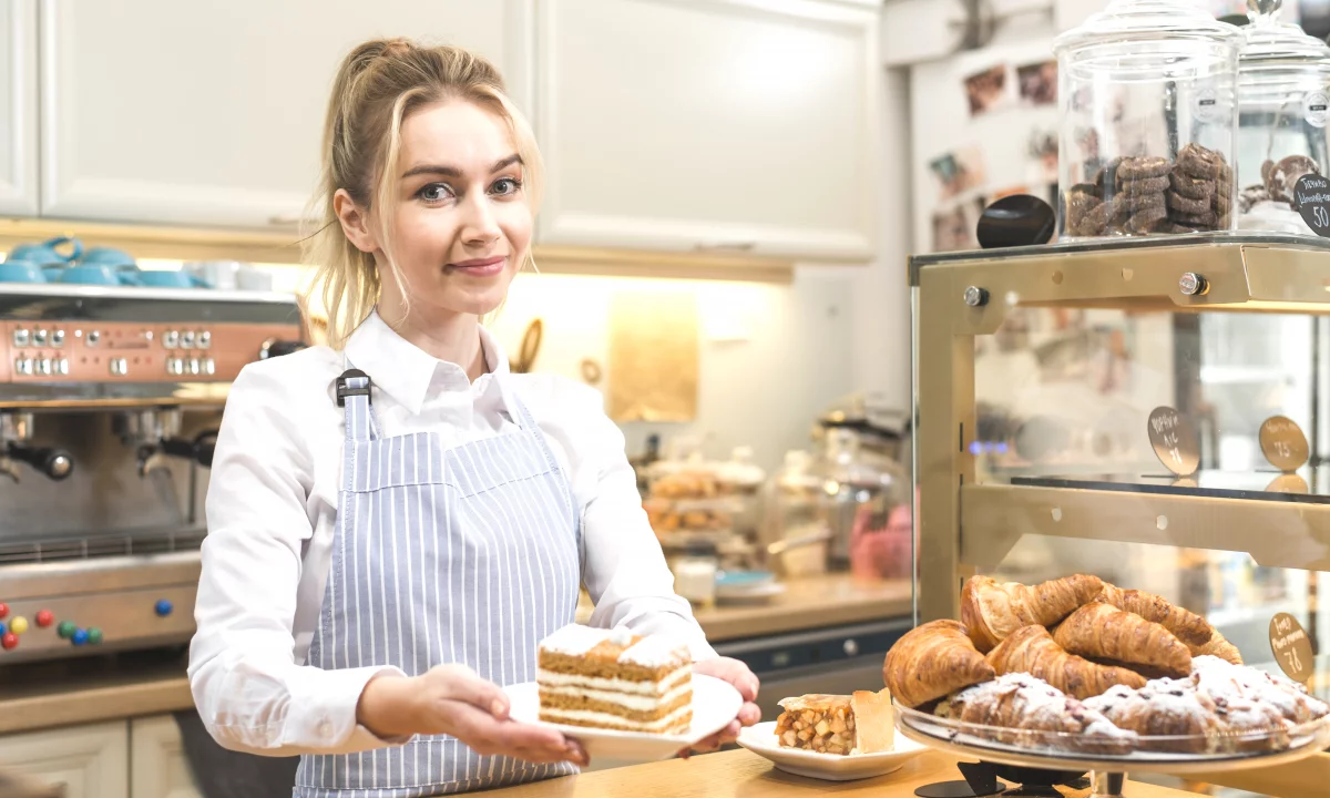 Njoftime Pune ne Tirane, Profesioni Shitese , Fillestar/Pak eksperience, Pagesa Me Marreveshje.