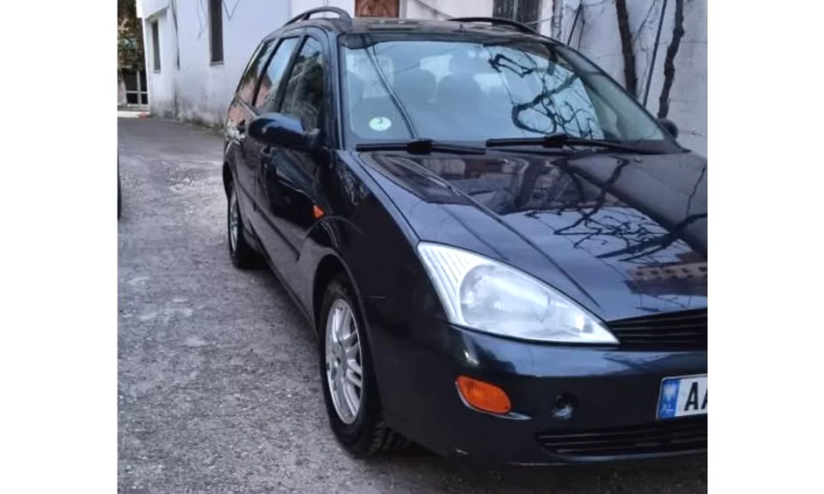 Cars for sale in Lushnje, Ford, 2001 Diesel,Kambio Manual Payment 1,700  Euro.