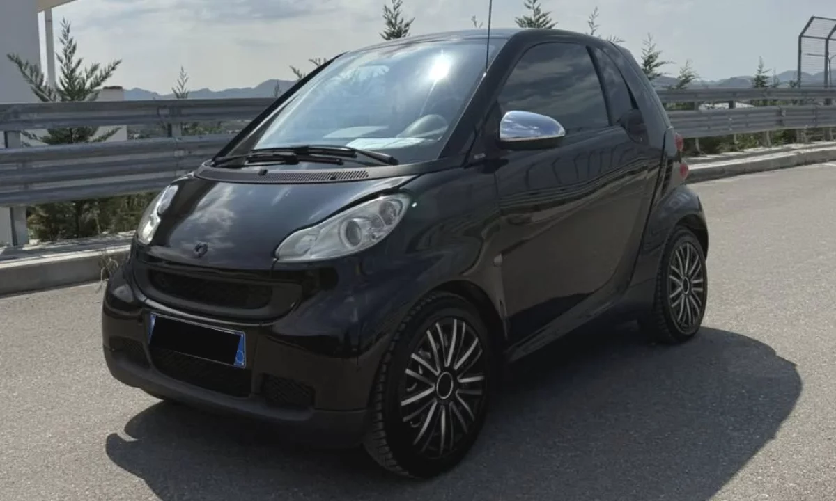 Cars for sale in Tirana, Smart, 2008 Diesel,Kambio Automatik Payment 3,500  Euro.