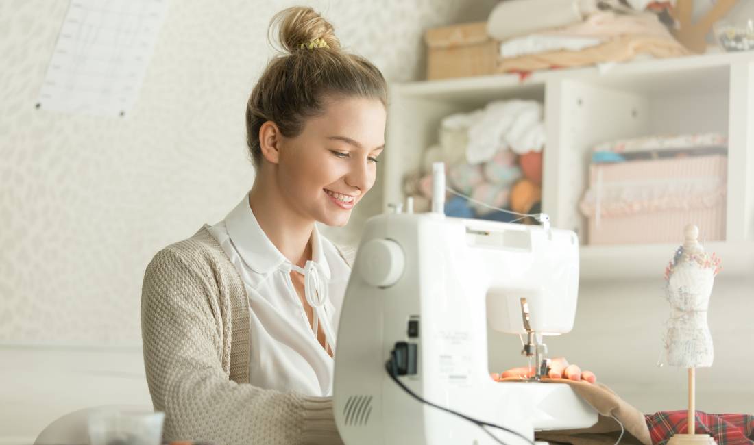 Njoftime Pune ne Tirane, Profesioni Rrobaqepëse , Me eksperience, Pagesa 100,000  Leke.