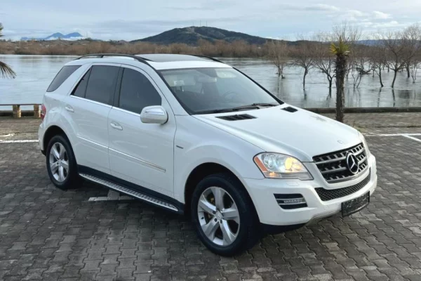 SHITET: Mercedes Benz FACELIFT ML 350 Naft