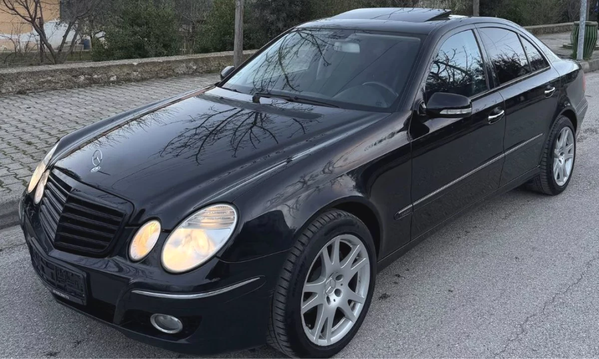 Cars for sale in Tirana, Mercedes-Benz, 2006 Benzine,Kambio Automatik Payment 5,700  Euro.